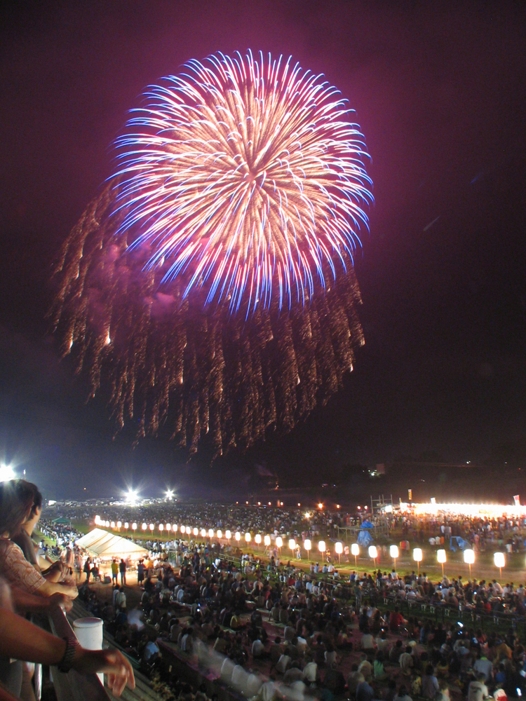 [烟火大会]石鸟谷梦幻节烟火大会
