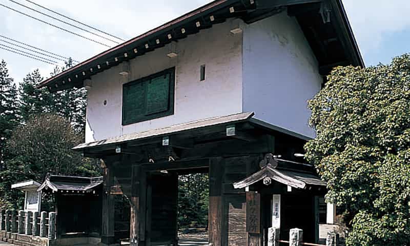 円城寺門